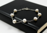 ladies pearl bracelet silver